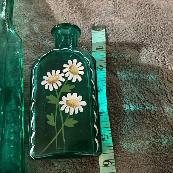 Blue art glass triangular painted flower vases - Picture 6 of 9